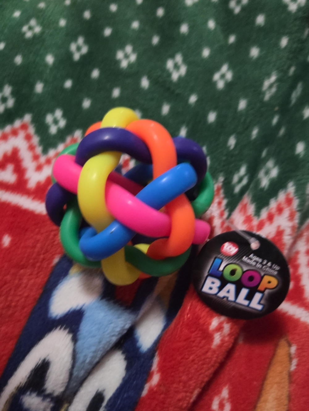 Loop Ball Sensory Interlocking Toy - Multicolor